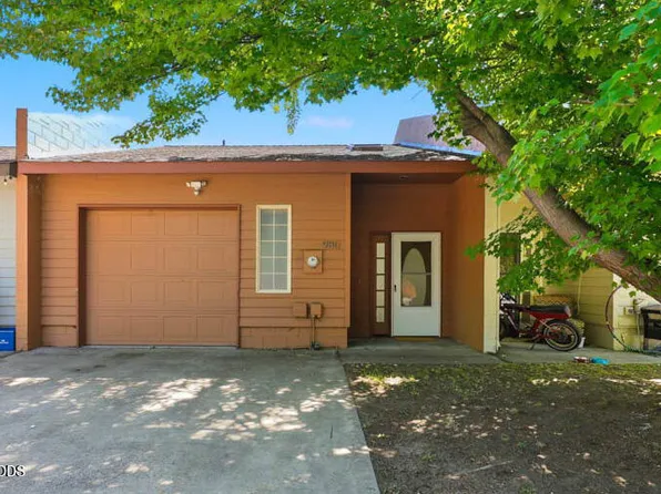 980 SE Centennial St, Bend, OR 97702