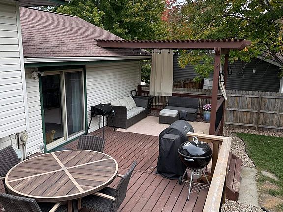 4th image of 5221 English Dr