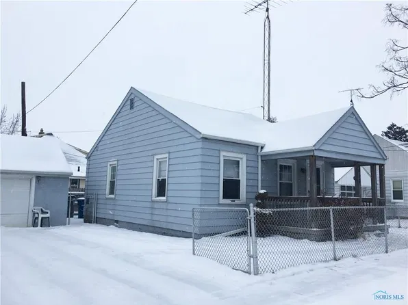 3033 128th St, Toledo, OH 43611