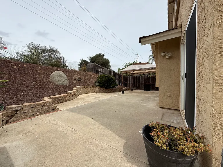 Tecate Gln — Photo 47