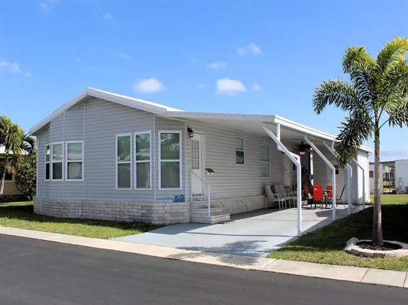 59 Pindo Palm St W, Largo, FL 33770