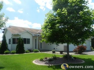 2422 Birch St W, Rosemount, MN 55068
