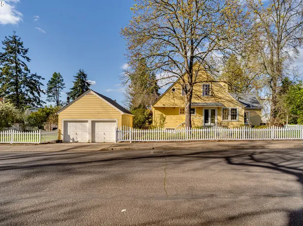 1996 Monroe St, Eugene, OR 97405