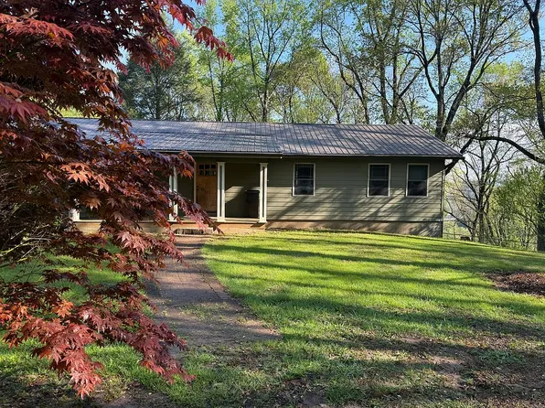 466 Hefner St #1, Ellijay, GA 30540