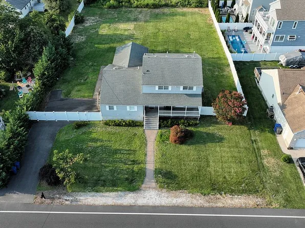 280 Silver Bay Rd, Toms River, NJ 08753