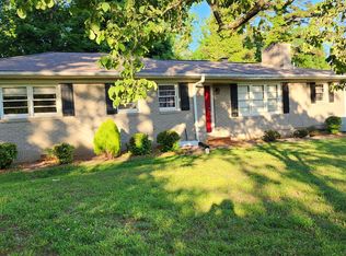 314 Skyland Dr, Cornelia, GA 30531