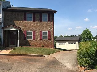 2369 Grayson Valley Cir, Birmingham, AL 35235