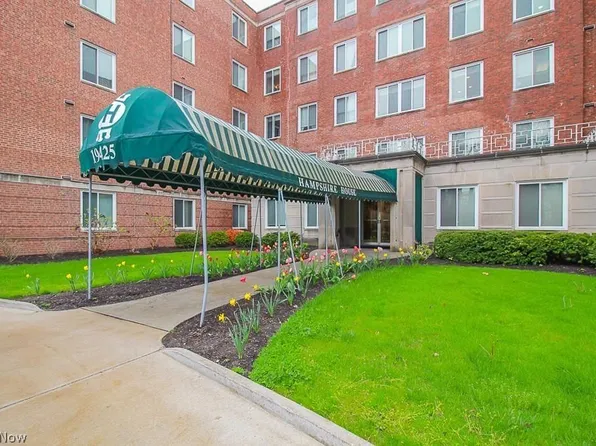 19425 Van Aken Blvd APT 411, Shaker Heights, OH 44122