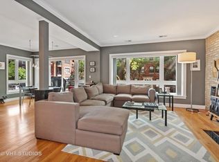 900 W Agatite Ave, Chicago, IL 60640