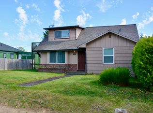534 NE 3rd St, Newport, OR 97365