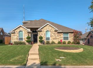 2100 Wallbrook Dr, Lewisville, TX 75067