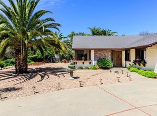 932 Warmlands Ave, Vista, CA 92084