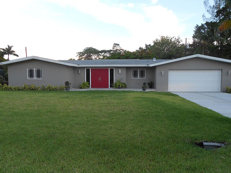 1st image of 1096 N Town And River Dr