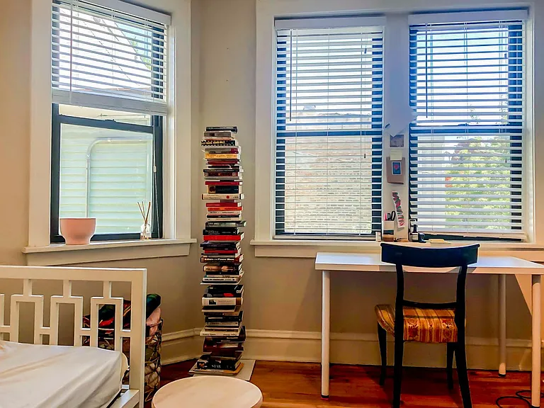 2229 W Wilson Ave — Photo 14
