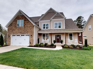 1210 39th Ave NE, Hickory, NC 28601