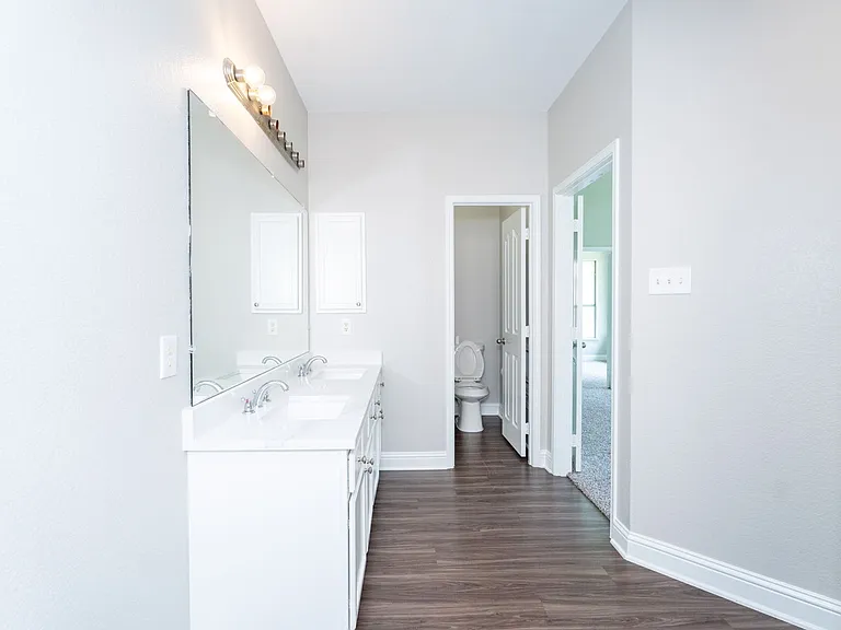 3105 Whispering Pine Blvd — Photo 35