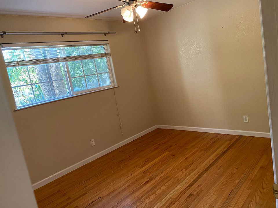2nd image of 471 View St