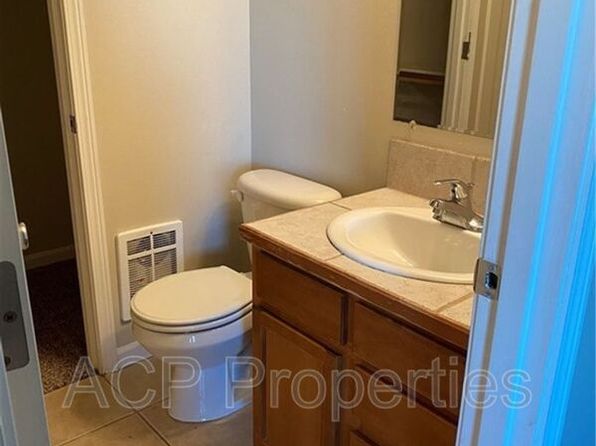 103 Thendara Park Dr UNIT B, Everson, WA 98247