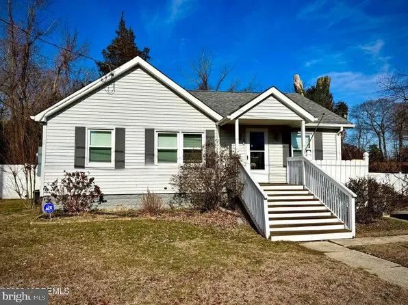 15 Buckley Ln, Bayville, NJ 08721