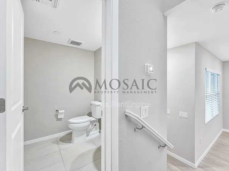 778 E Harper St #103 — Photo 14