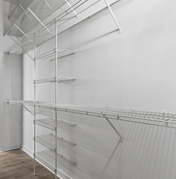 809 E 40th St #4 — Photo 10