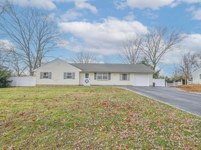 20 Felway Drive, Coram, NY, 11727