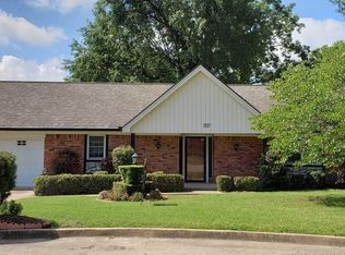 815 W Twin Oaks Dr, Broken Arrow, OK 74011