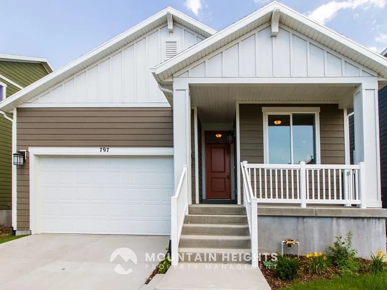 797 W Tamsin Ct — Photo 2