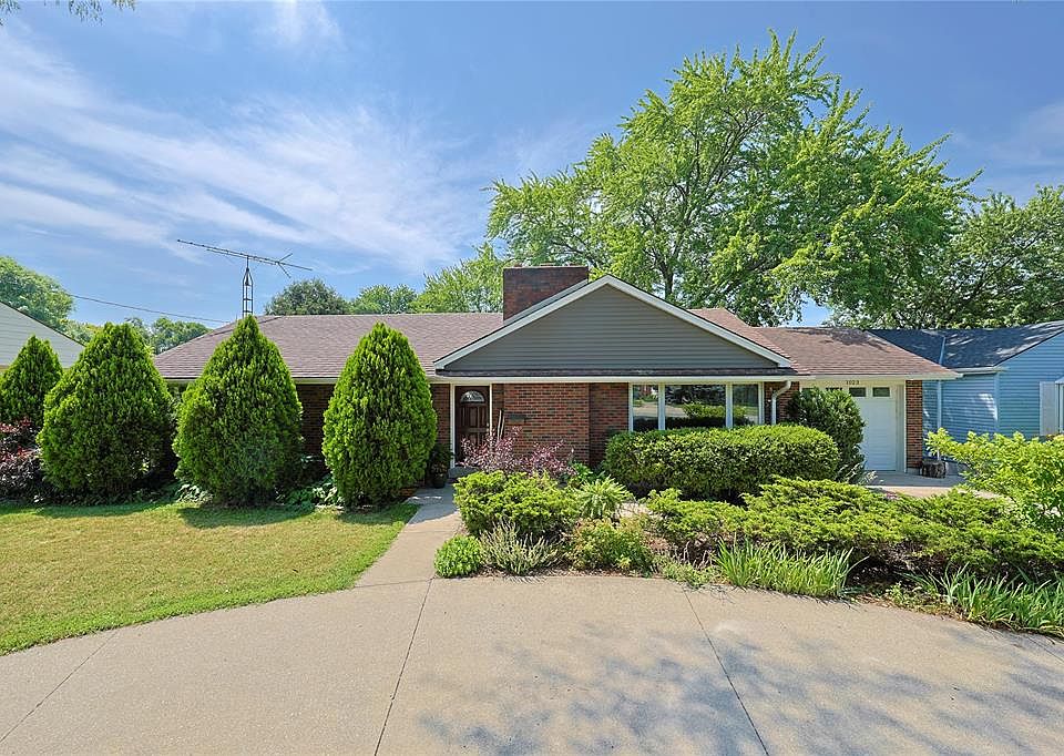 1st image of 1023 London Rd