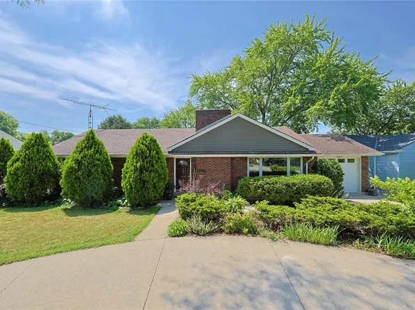 1023 London Rd, Sarnia, ON N7S 1N9
