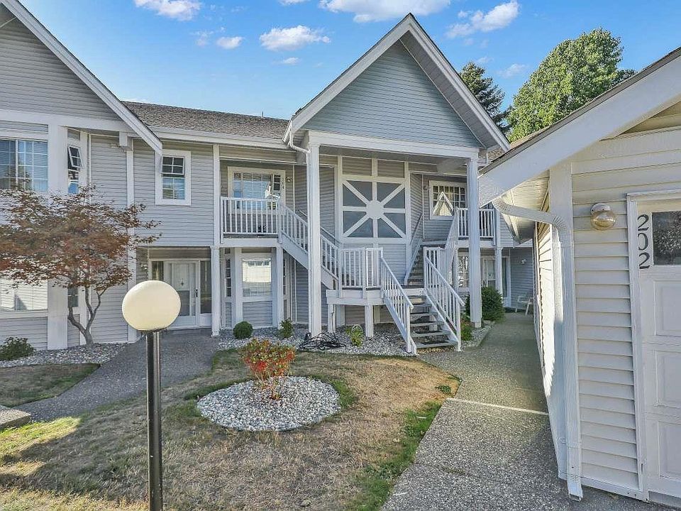1st image of 9109 154th St #202