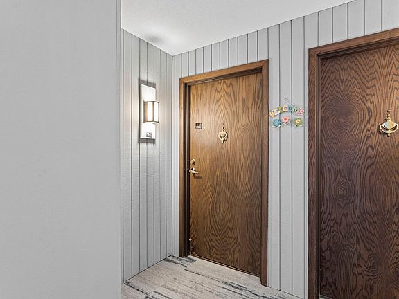 4th image of 8549 Irwin Rd APT 239