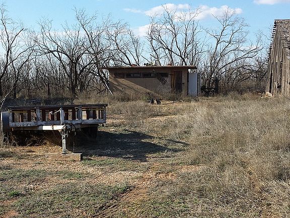 5th image of 333 S Fm 644