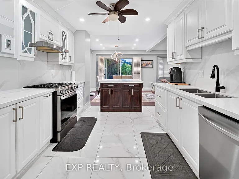 5896 Chorley Pl #UPPER — Photo 7