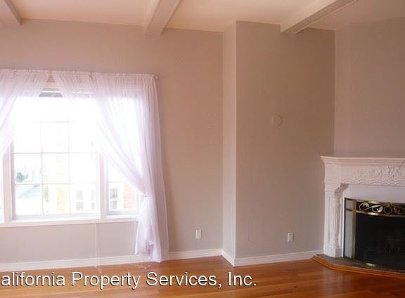 2nd image of 3330 Pierce St APT 302