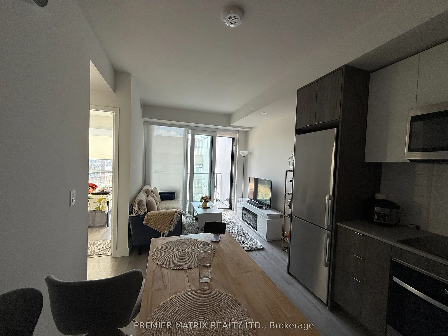 2 bed, $2,300 — Photo 2