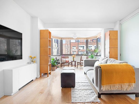 2nd image of 137 E 36th St #12D
