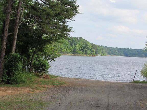 3rd image of 1156 Lakefront Dr