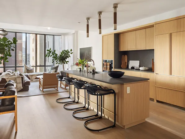 565 Broome Street image 1 of 9