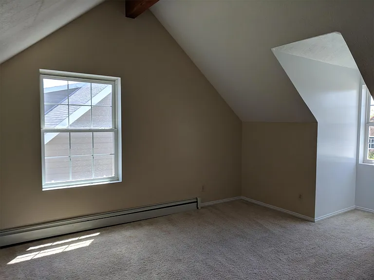 439B Country Club Ln — Photo 25