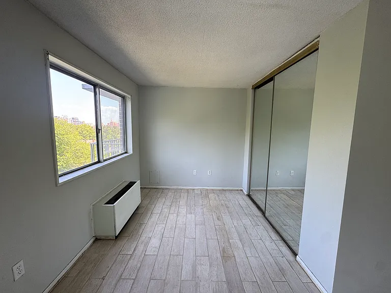 2059 Huntington Ave #702 — Photo 12