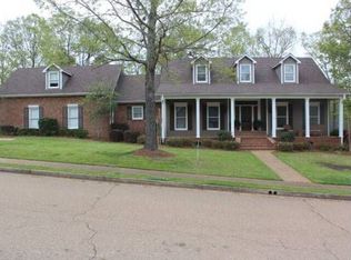 104 Moselle Dr, Clinton, MS 39056