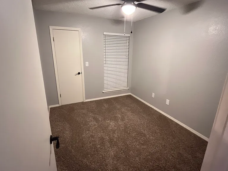 1200 N Cedar Ave #405 — Photo 6