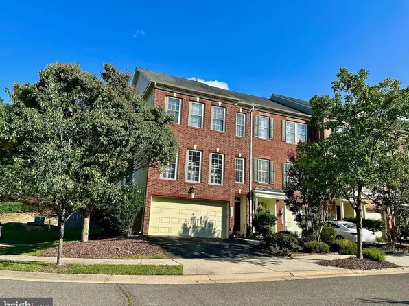 1040 Hotchkiss Pl, Fredericksburg, VA 22401