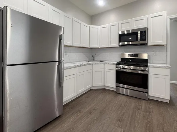 275 S 56th St, Philadelphia, PA 19139