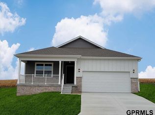 20467 Swallowtail St, Gretna, NE 68028
