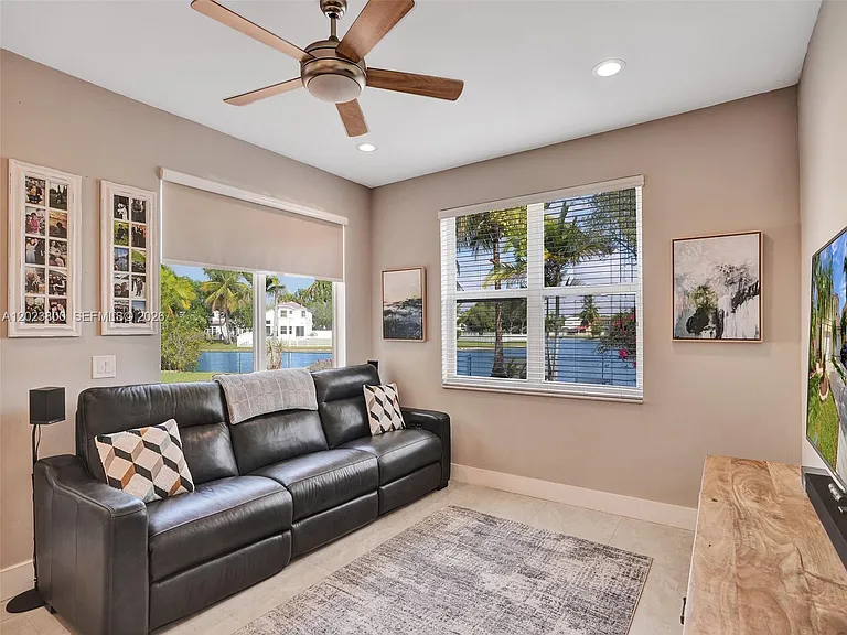 700 NW 158th Ln — Photo 15