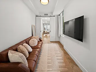 101 East 2nd Street, #UNIT4C