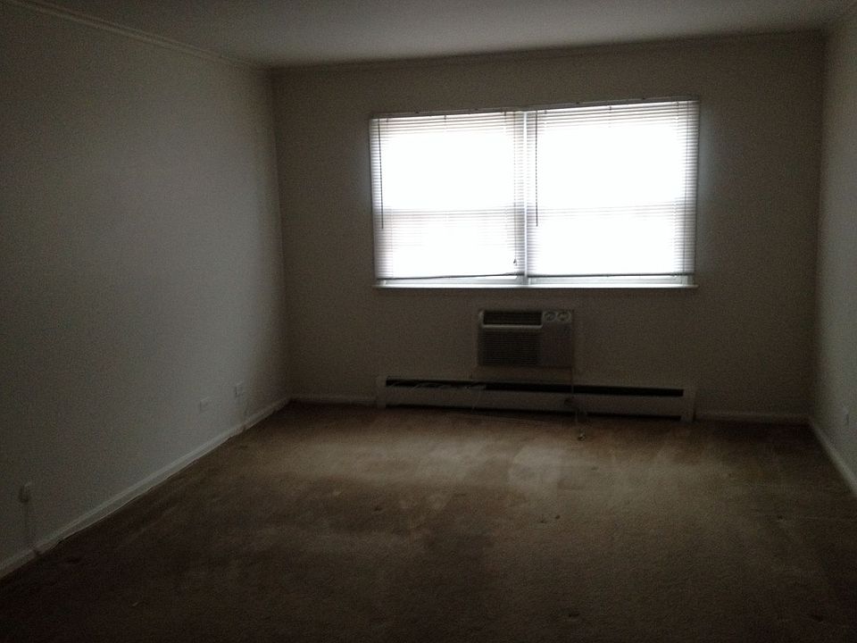 1st image of 27 N Jane Dr APT 3