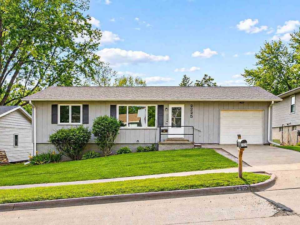 1st image of 2225 Bancroft Dr